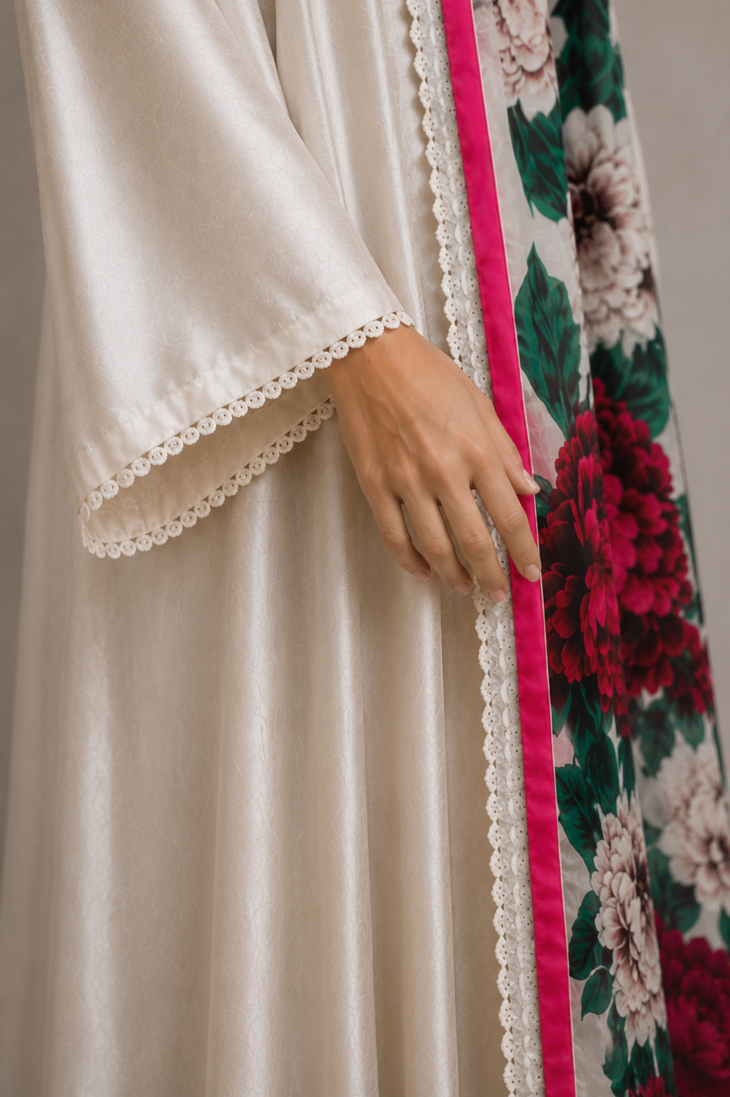 Rose Garden Kaftan with Dupatta